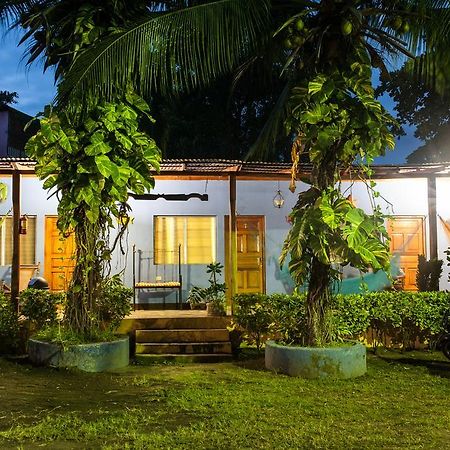 Hotel Hamacas Rivas Extérieur photo