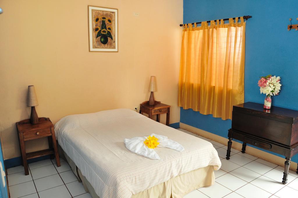 Hotel Hamacas Rivas Extérieur photo